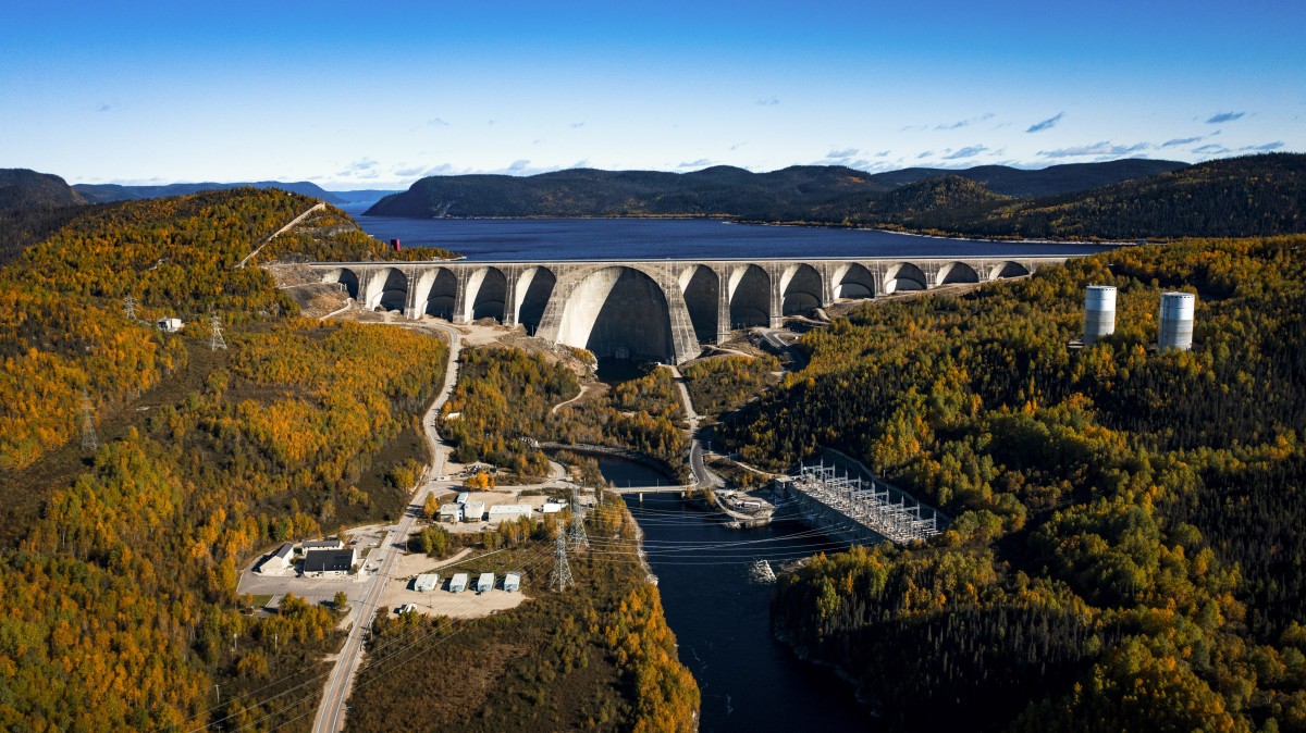 Hydroelectric Dams of the Côte-Nord: Manic-5, Manic-2, Romaine-1